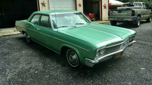 1966 Chevrolet Impala BELAIR - photo 2