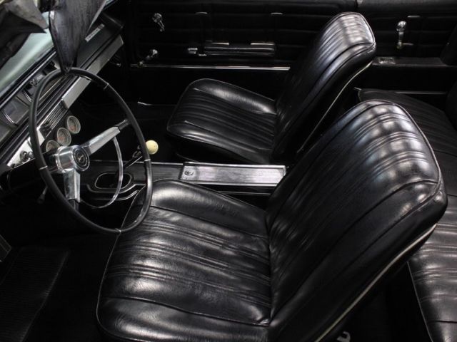1966 Chevrolet Impala SS - photo 3