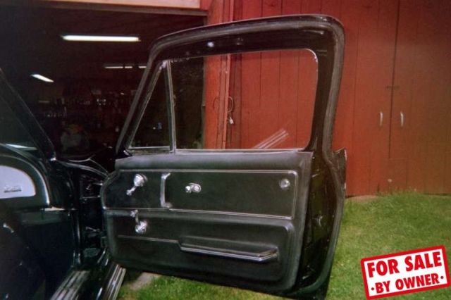 1966 Chevrolet Corvette Stingray - photo 9