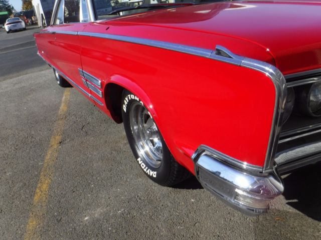 1966 Chrysler 300 Series - photo 9
