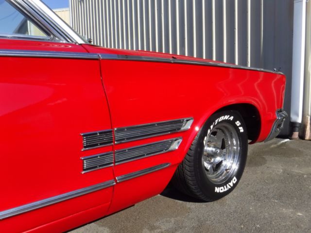 1966 Chrysler 300 Series - photo 5