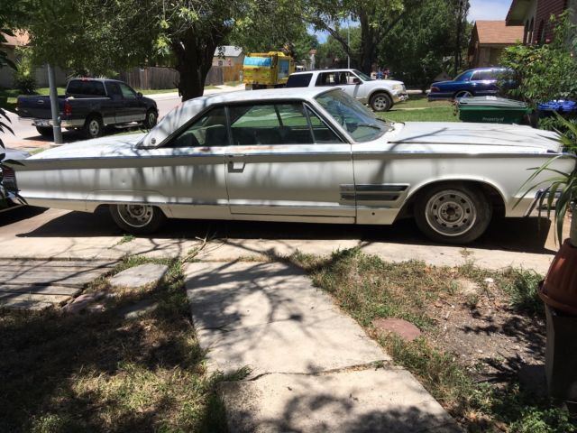 1966 Chrysler 300 Series - photo 5