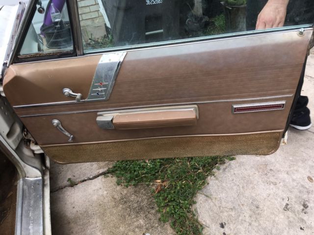 1966 Chrysler 300 Series - photo 8