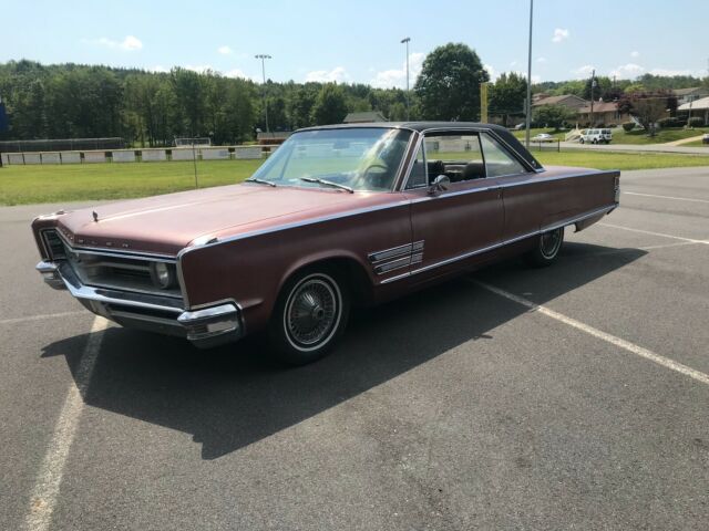 1966 Chrysler 300 Series - photo 2