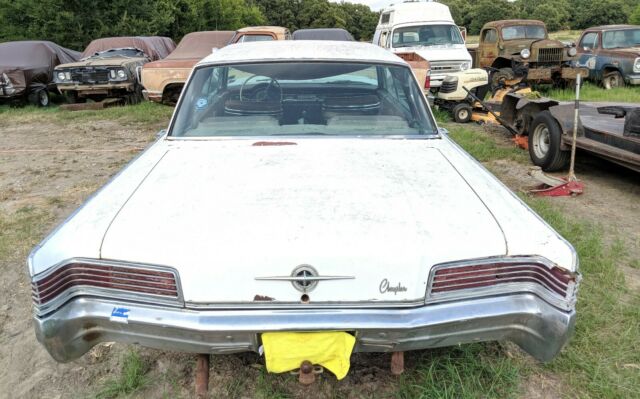 1966 Chrysler 300 Series - photo 8