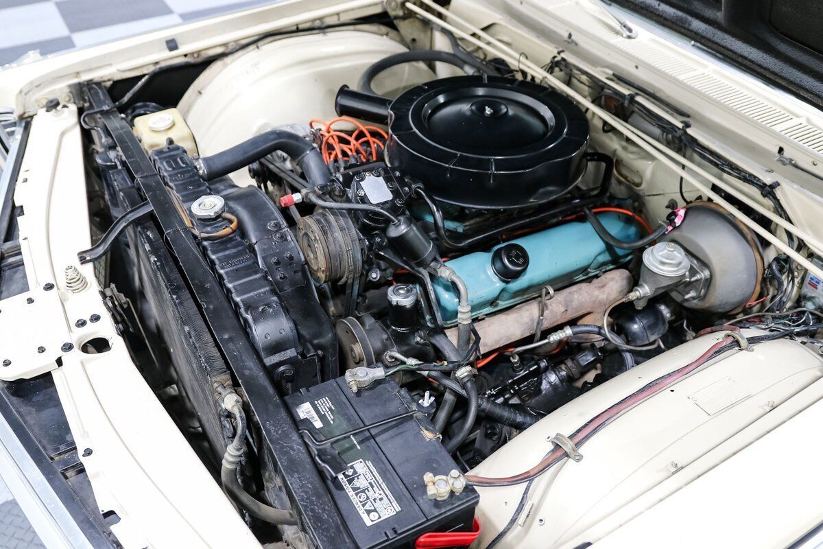 1966 Chrysler 300 Series - photo 11