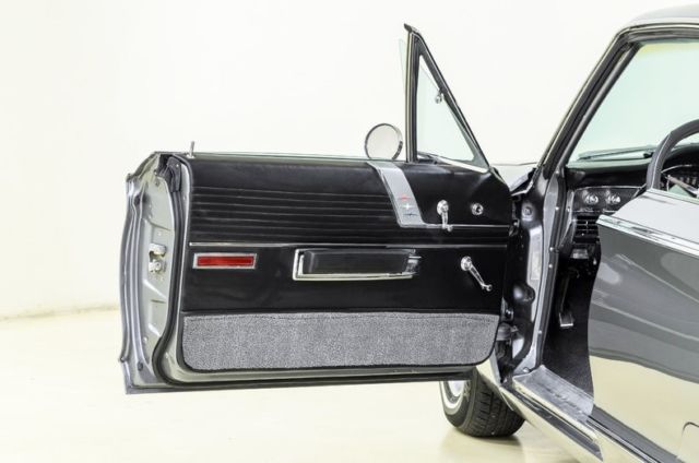 1966 Chrysler 300 Series -- - photo 9
