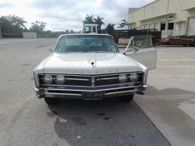 1966 Chrysler 300 Series - photo 3