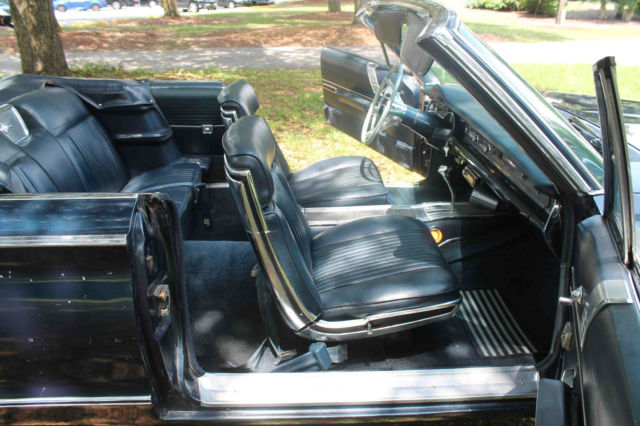 1966 Chrysler 300 Series - photo 11