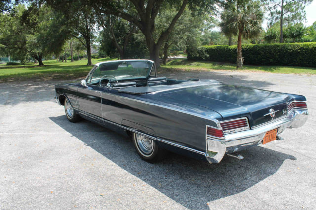 1966 Chrysler 300 Series - photo 5