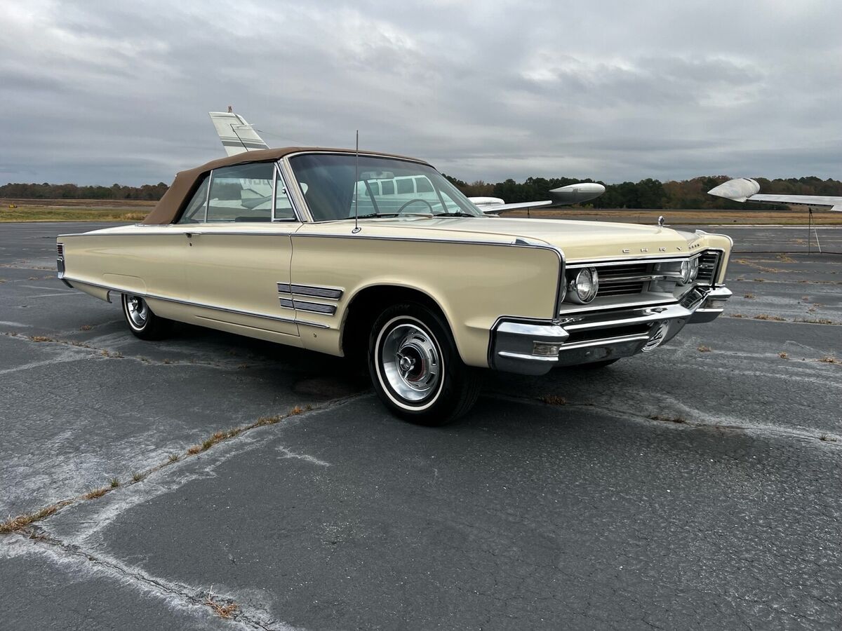1966 Chrysler 300 - photo 2