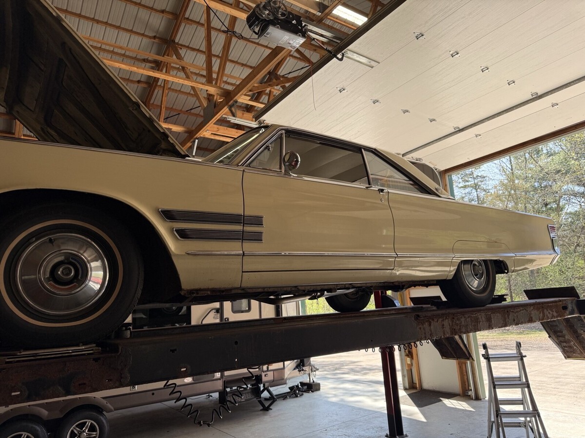 1966 Chrysler 300 - photo 10