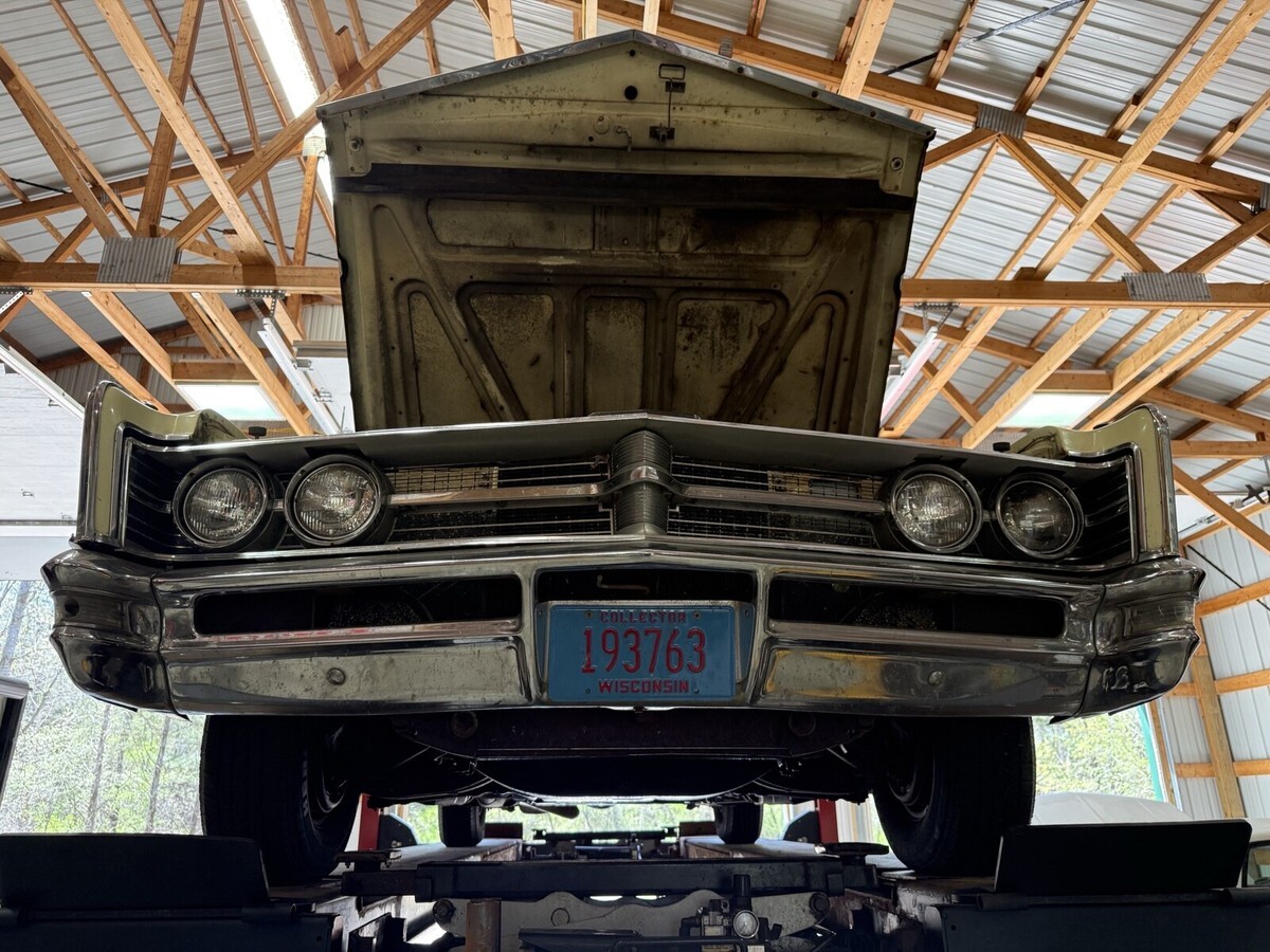 1966 Chrysler 300 - photo 6
