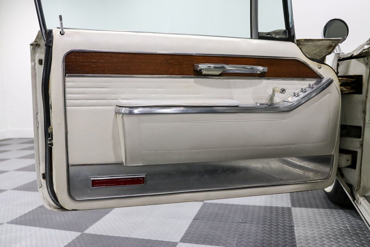 1966 Chrysler Imperial - photo 12