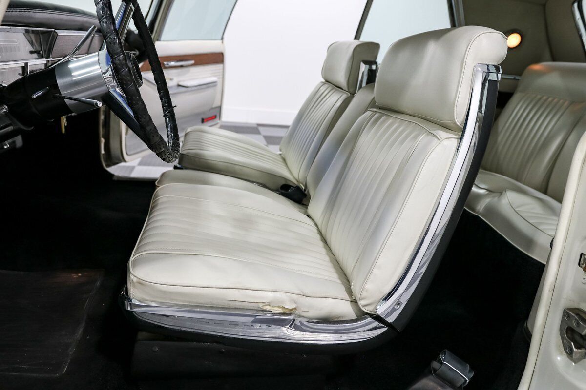 1966 Chrysler Imperial - photo 13