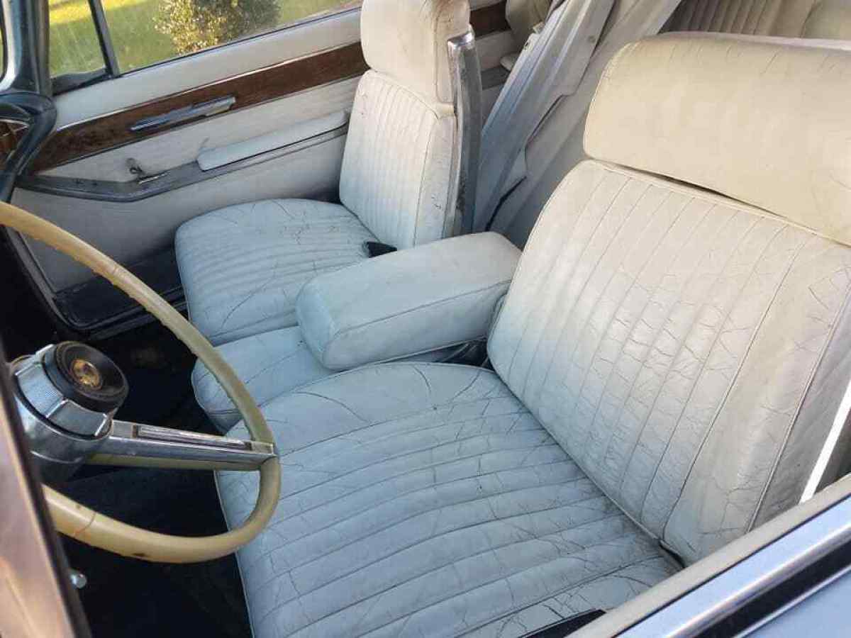 1966 Chrysler Imperial - photo 5