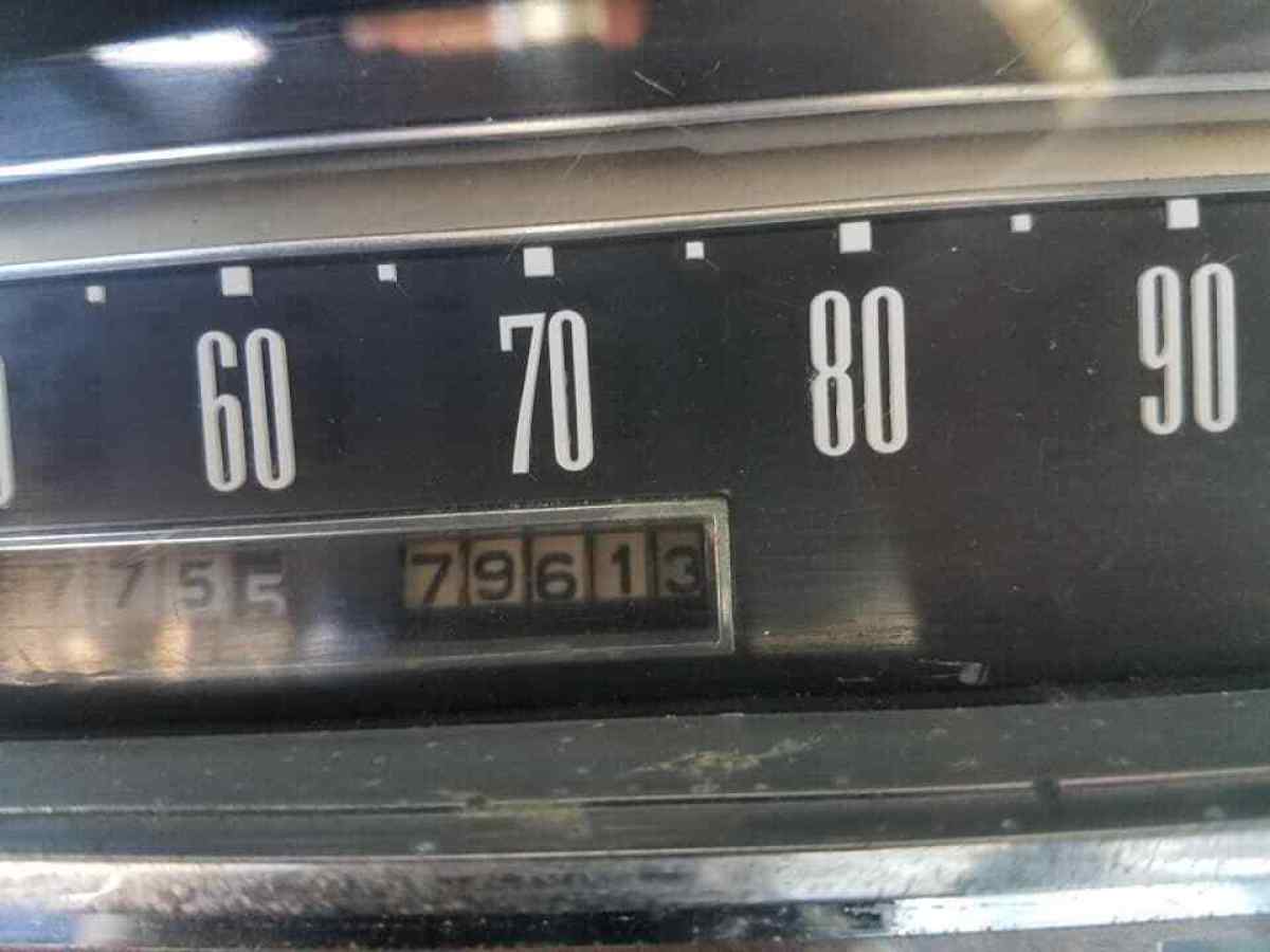 1966 Chrysler Imperial - photo 7