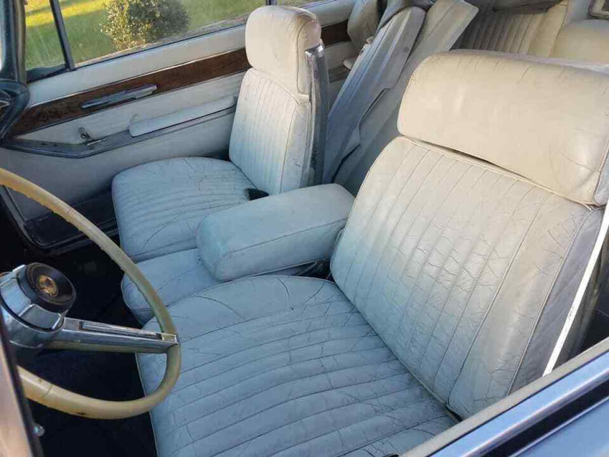 1966 Chrysler Imperial - photo 9