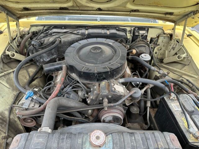 1966 Chrysler Imperial - photo 3