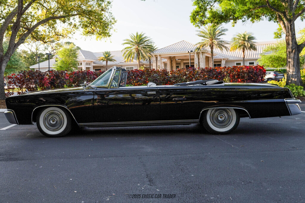 1966 Chrysler Imperial Crown Convertible - photo 3