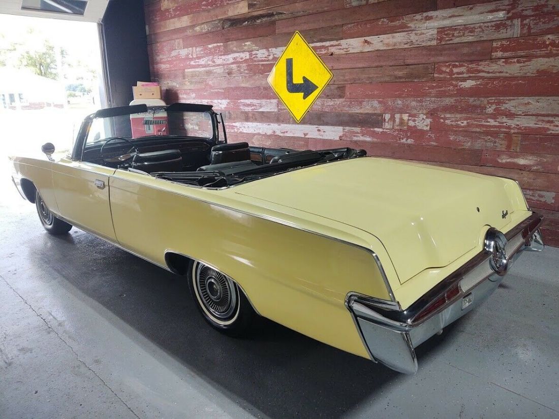 1966 Chrysler Imperial - photo 12