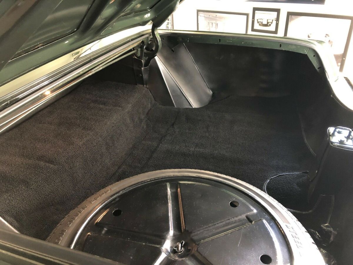 1966 Chrysler Imperial - photo 12