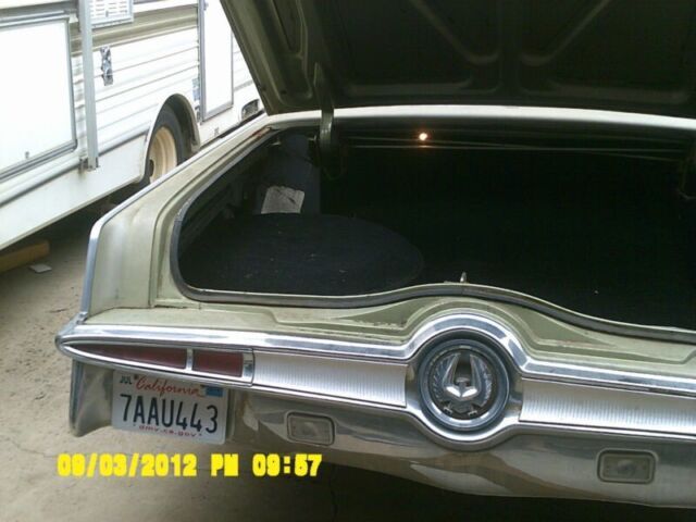 1966 Chrysler Imperial - photo 3