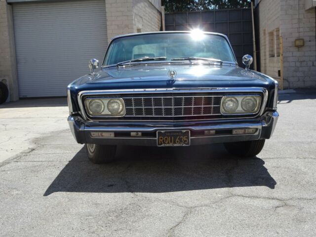 1966 Chrysler Imperial Le Baron - photo 2