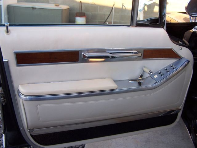 1966 Chrysler Imperial Pearl White Leather - photo 11