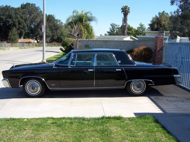 1966 Chrysler Imperial Pearl White Leather - photo 2