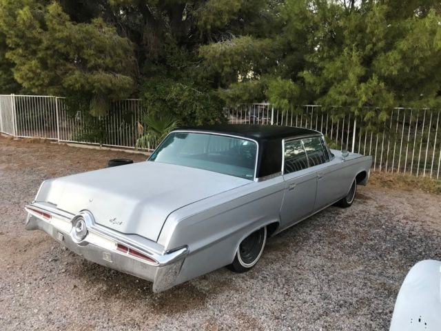 1966 Chrysler Imperial - photo 2