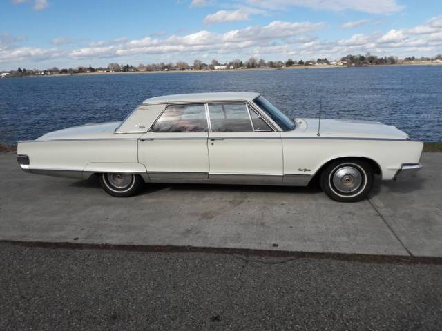 1966 Chrysler New Yorker - photo 2