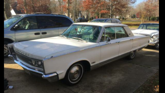 1966 Chrysler New Yorker - Loaded 1966 Chrysler New Yorker Hard Loaded