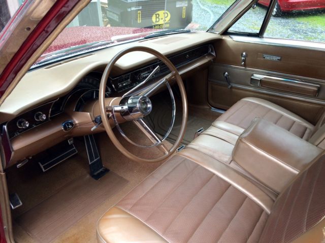 1966 Chrysler Newport Town & Country - photo 6