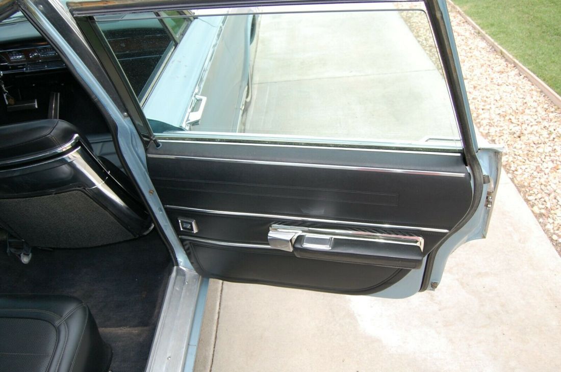 1966 Chrysler Town & Country Town&Country - photo 3