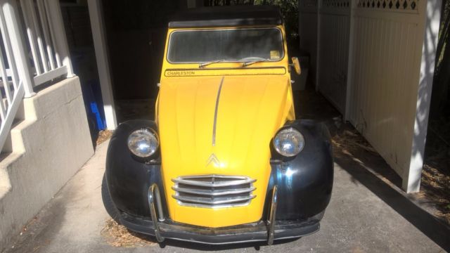 1966 Citroen 2 CV 1966 Citroën Charleston