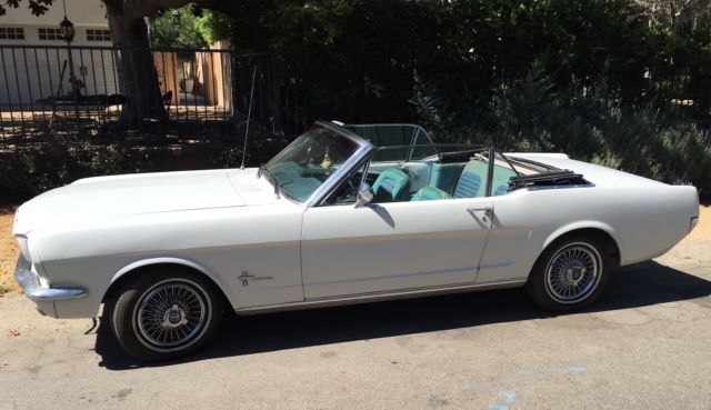 1966 Ford Mustang - photo 2