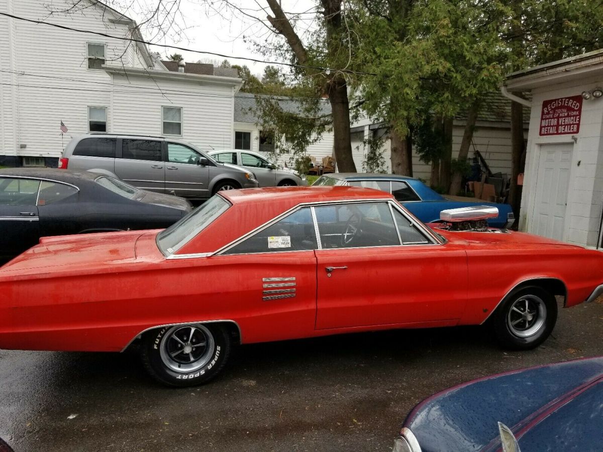 1966 Dodge Coronet - photo 2
