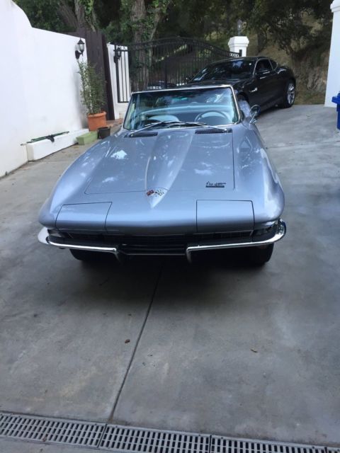 1966 Chevrolet Corvette - photo 2