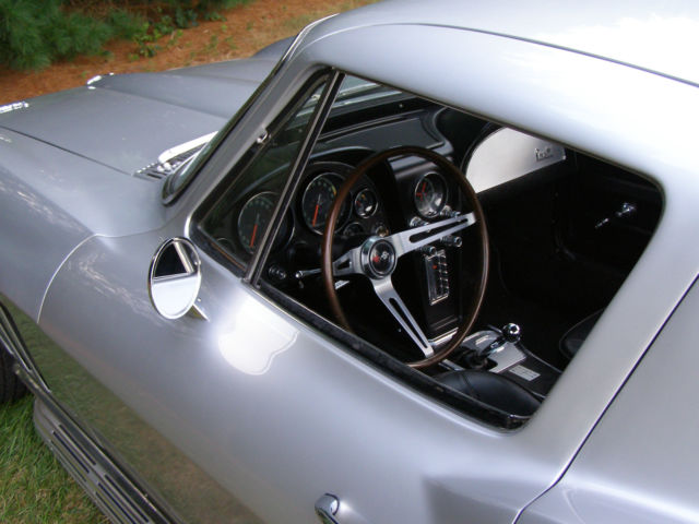 1966 Chevrolet Corvette - photo 11