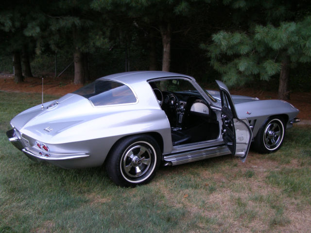 1966 Chevrolet Corvette - photo 12