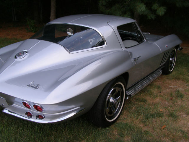 1966 Chevrolet Corvette - photo 8