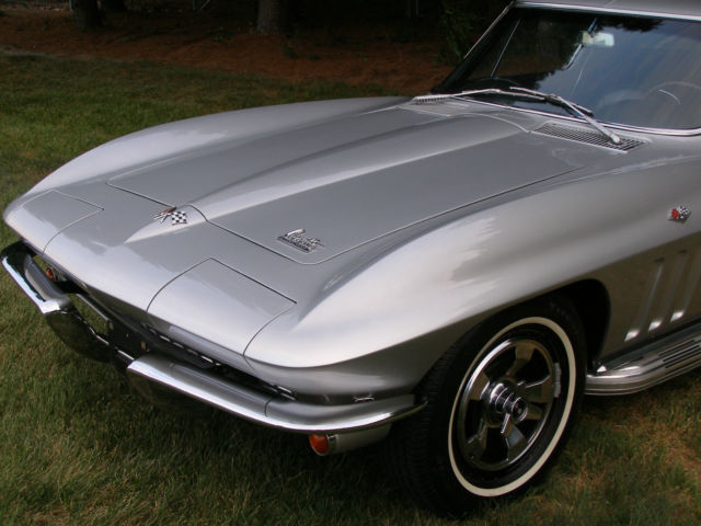 1966 Chevrolet Corvette - photo 9