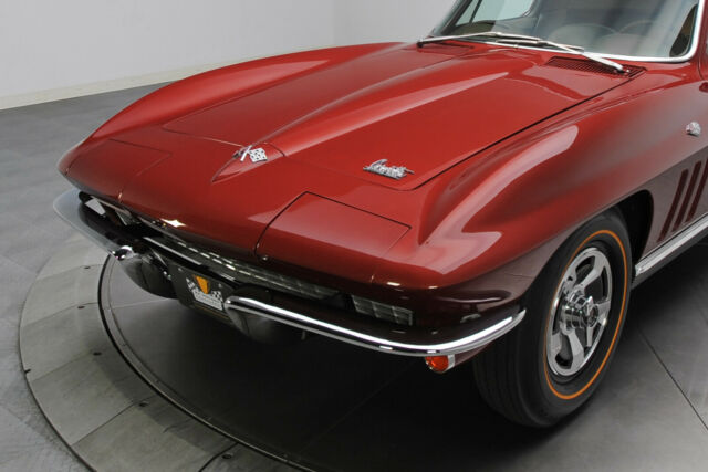 1966 Chevrolet Corvette - photo 2