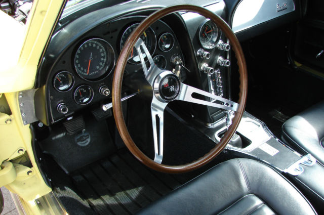 1966 Chevrolet Corvette Stingray - photo 11
