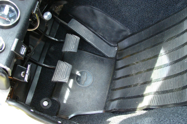1966 Chevrolet Corvette Stingray - photo 12