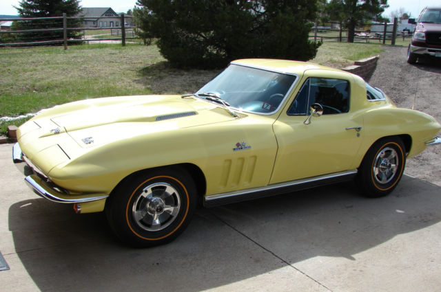 1966 Chevrolet Corvette Stingray - photo 3