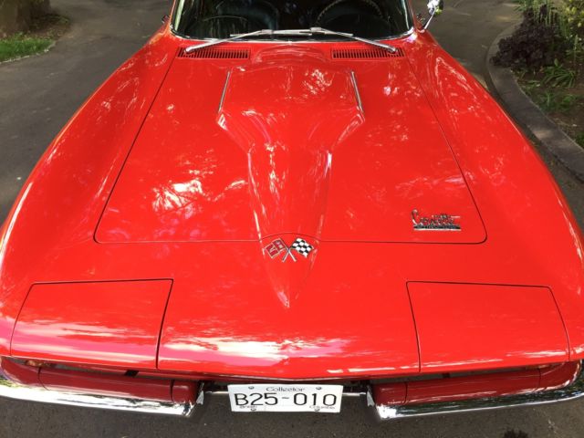 1966 Chevrolet Corvette 2 door hardtop - photo 8