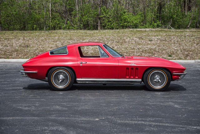 1966 Chevrolet Corvette Coupe - photo 13