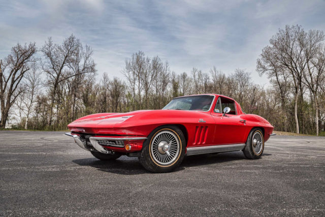 1966 Chevrolet Corvette Coupe - photo 2